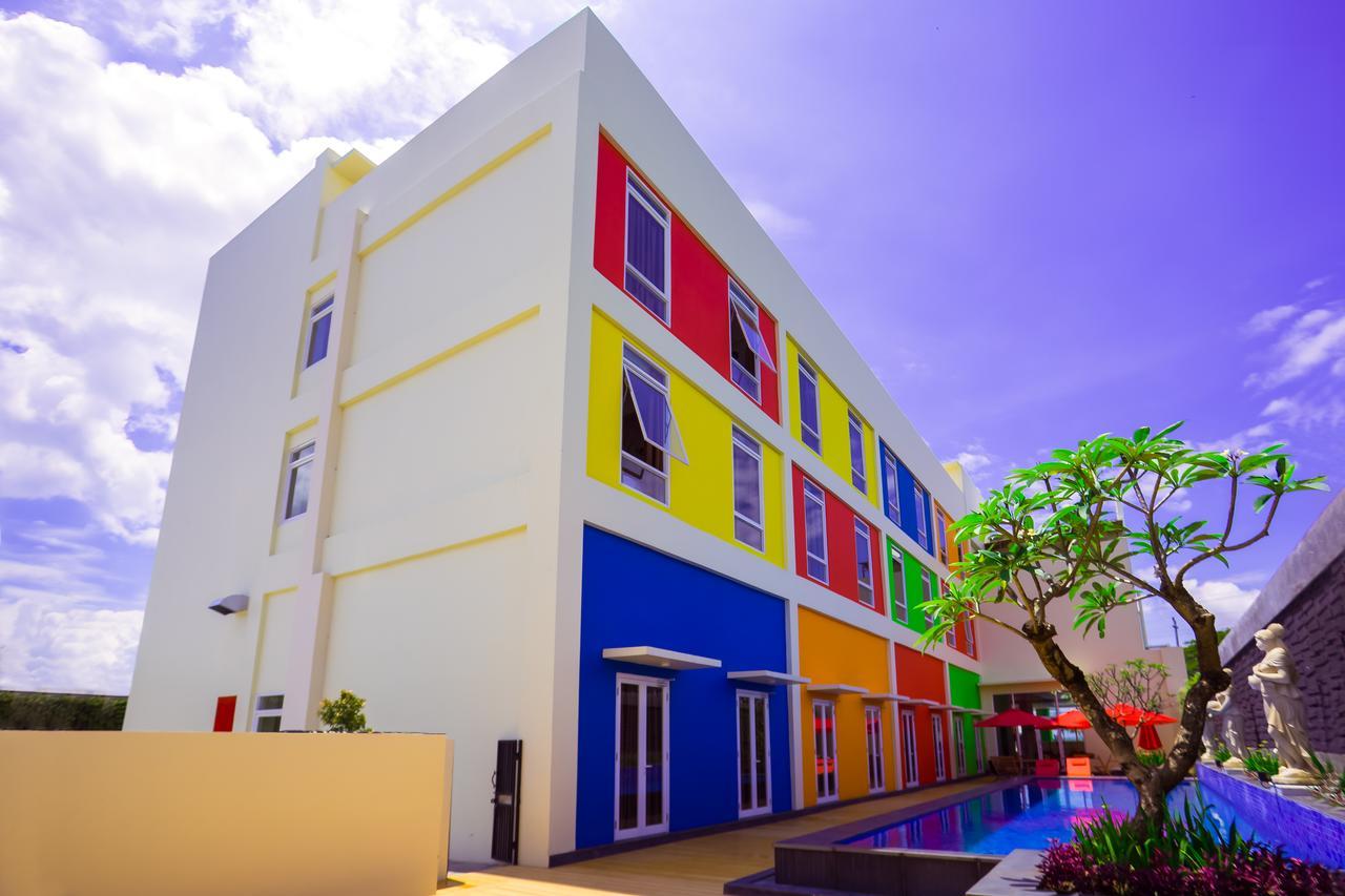 Purwodadi  Front One Hotel Purwodadi מראה חיצוני תמונה